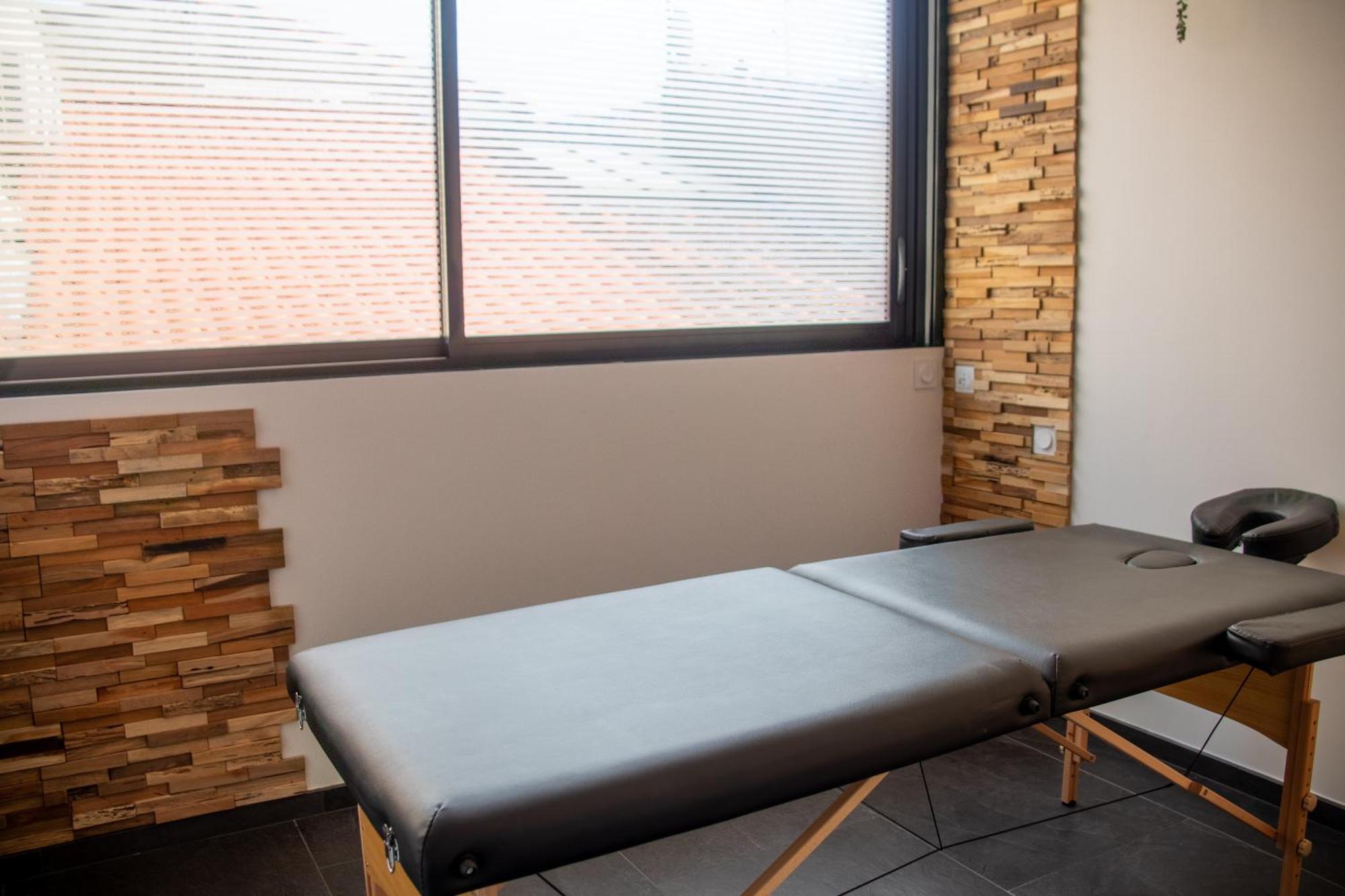Loft 150 M2 Jacuzzi, Sauna Et Massage Бланяк Екстериор снимка