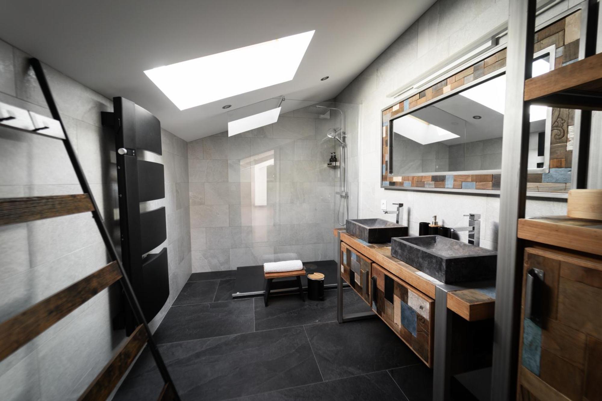 Loft 150 M2 Jacuzzi, Sauna Et Massage Бланяк Екстериор снимка