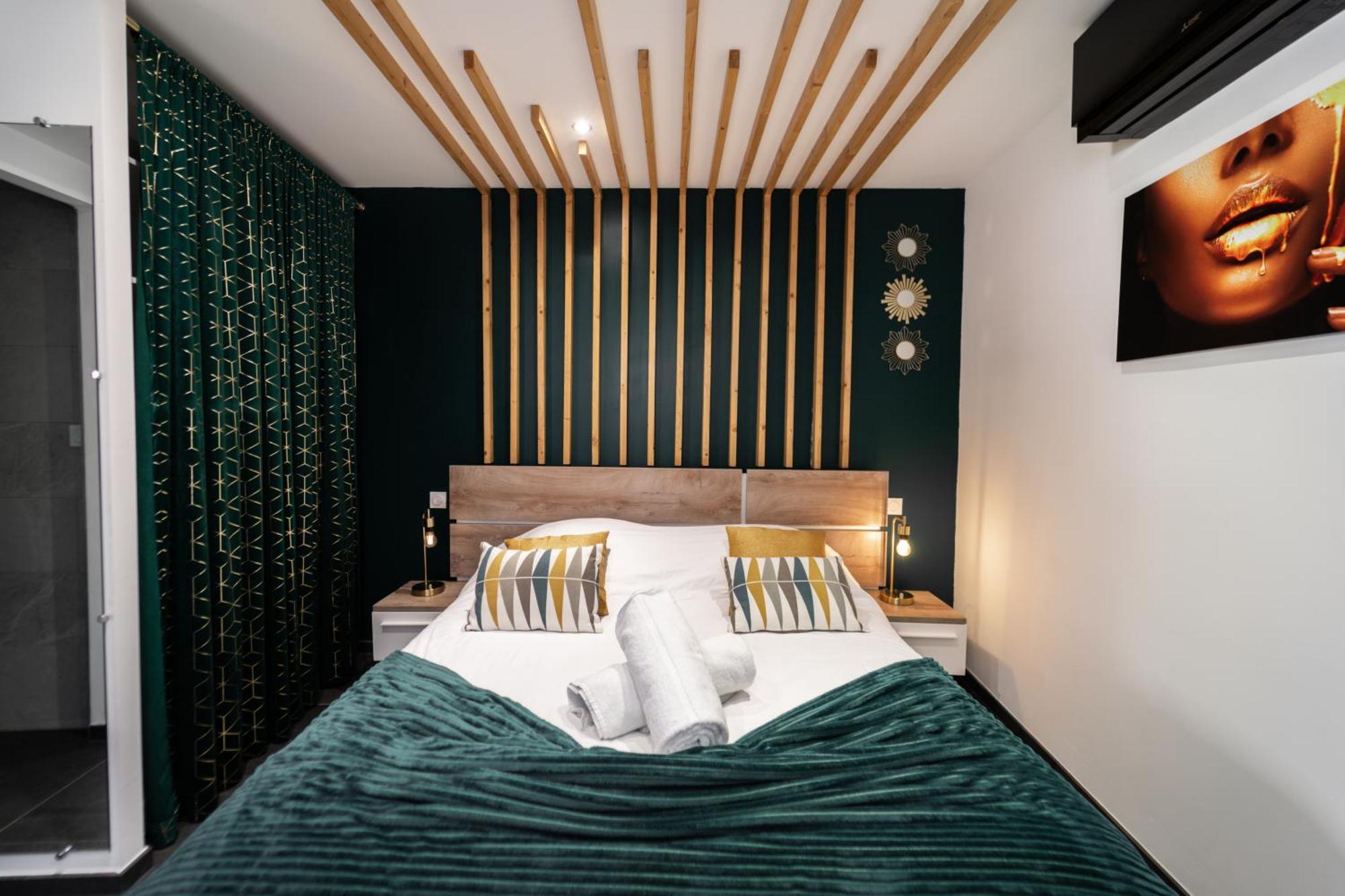Loft 150 M2 Jacuzzi, Sauna Et Massage Бланяк Екстериор снимка